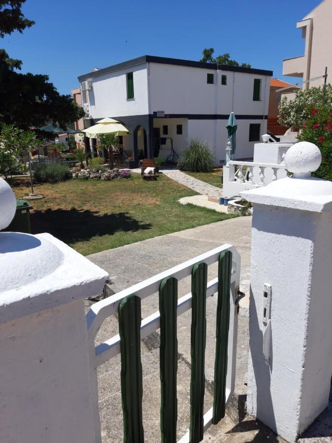 Apartmani Jadra Stara Novalja Exterior photo